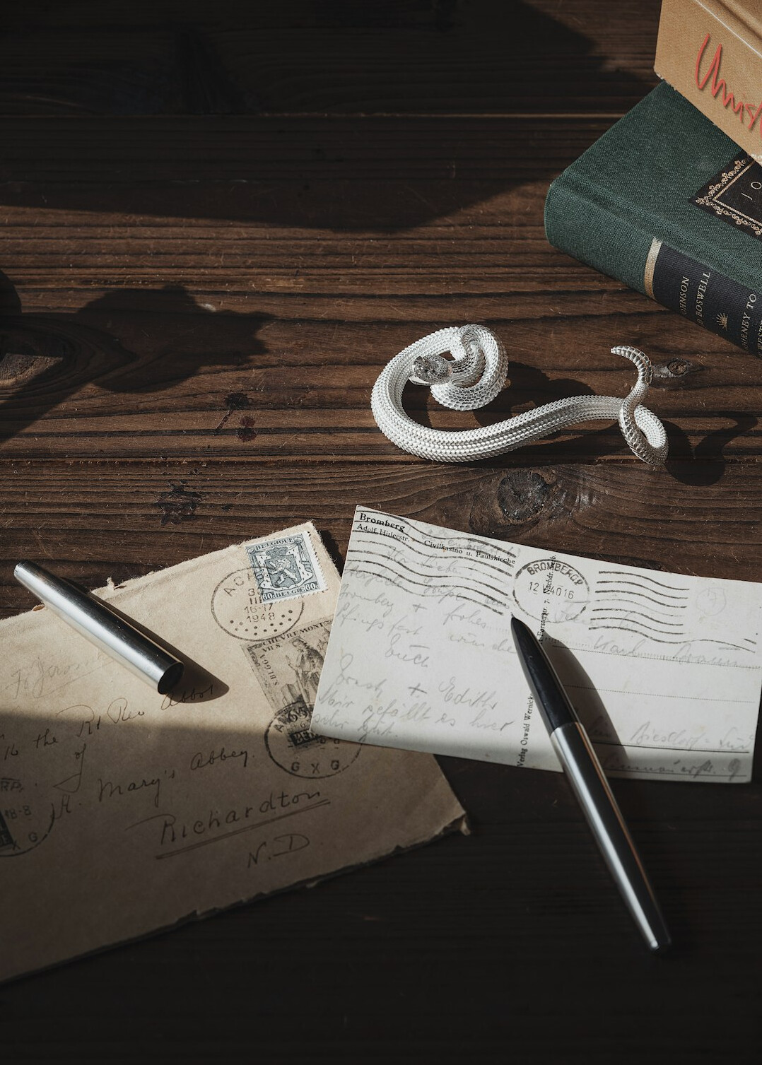 mystery novel twist